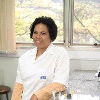 Retrato da Profa. Dra. Denise Alves Fungaro